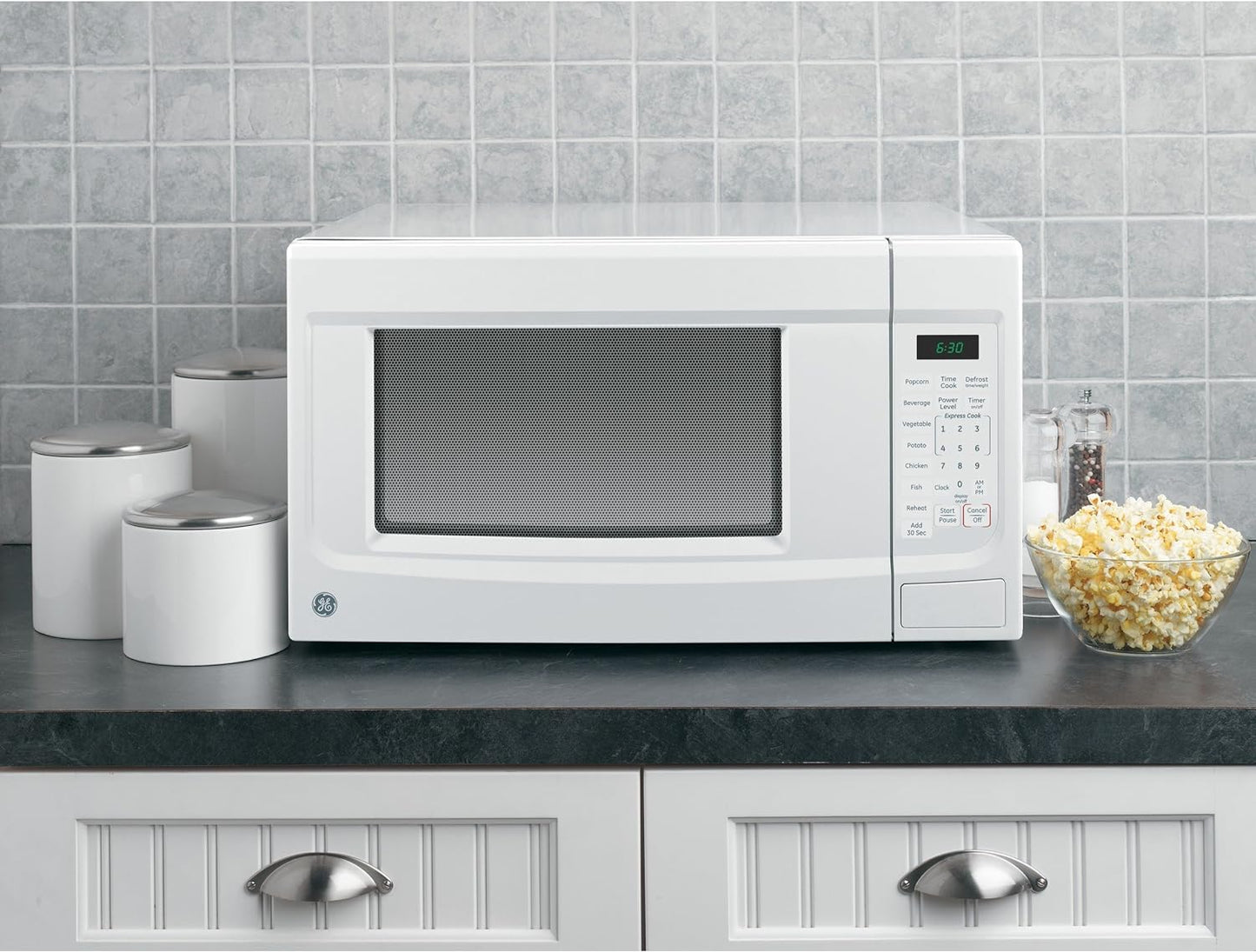 GE JES1460DSWW 1.4 cu. ft. Countertop Microwave - White